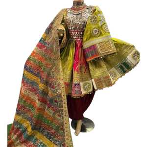 Robe de mariée afghane de créateur pour femme, avec appliques en dentelle, volants, broderies colorées, perles, longueur cheville, coupe trapèze, style culturel unique - Product Image 1