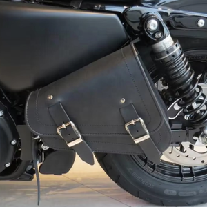 Sacoche en cuir véritable noir pour bras oscillant latéral gauche de la moto Sacoche étanche en cuir véritable Sacoche à outils pour bagages de moto - Product Image 1