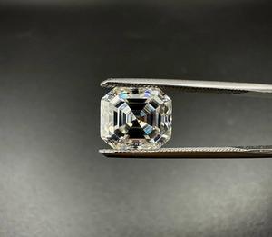 Gema de Moissanita Suelta con Corte Asscher, Fabricada en Laboratorio, Claridad VVS, Color Blanco DEF, para Anillos, Colgantes y Diseño de Joyería - Product Image 2