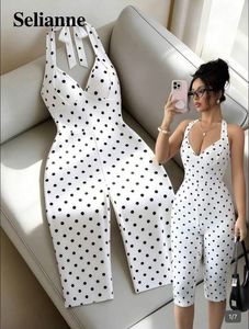จั๊มสูทขาสั้นลายจุดสีขาวดำแบบรัดรูปคอ halter สำหรับผู้หญิง ยี่ห้อ Selianne เอวสูง เหมาะสำหรับงานปาร์ตี้ - Product Image 1