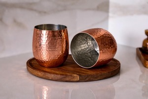 Verre à eau en cuivre style yoga, design ayurvédique, verre à eau en cuivre coloré, prix de gros pour verre à eau en cuivre - Product Image 2