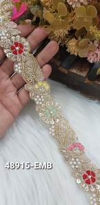 Cinta de encaje bordada de algodón 100% ecológica, multicolor brillante, con diseño festoneado floral vintage étnico para confección de vestidos - Product Image 4