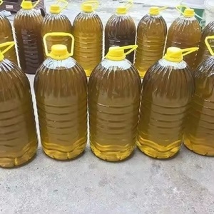 Aceite de cocina usado a precio económico disponible para compradores al por mayor con suministro rápido. - Product Image 3