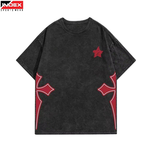 T-shirt à manches courtes noir surdimensionné pour homme INDEX avec motif géométrique rouge, col rond, style streetwear, jersey de coton - Product Image 1
