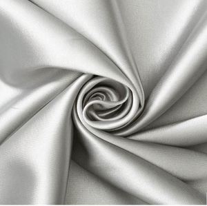 Tissu satiné de qualité export, fini lisse et brillant, en polyester léger pour la confection de vêtements, la décoration et la mode - Product Image 6