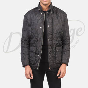 Chaqueta Acolchada Negra Personalizada para Hombre, Corte Entallado, Acolchado de Diamantes, Abrigo de Invierno con Múltiples Bolsillos y Cuello con Hebilla Ajustable - Product Image 1