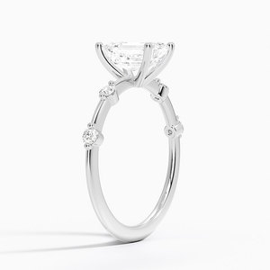 Bague SOJ 010 en argent 925 plaqué rhodium, sertie pavé de moissanite taille émeraude 2 carats couleur D pureté VVS1, pour fiançailles et mariage - Product Image 2