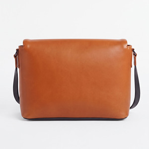 Sac bandoulière en cuir pour femme, sac messager en cuir avec fermeture éclair frontale, sac bandoulière en cuir de haute qualité pour femme - Product Image 2
