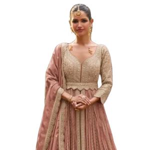 ชุดเดรส Anarkali ปักลายหนักสี Dusty Rose พร้อมผ้าคลุมไหล่ ชุดสูท Salwar สำหรับงานแต่งงาน งานเลี้ยงรับรอง ออกแบบหรูหราสำหรับผู้หญิง ปี 2026 - Product Image 1