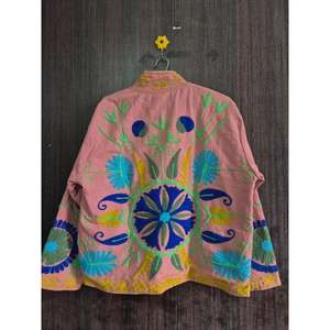 เสื้อแจ็คเก็ตกำมะหยี่ปักลายซูซานีแบบวินเทจจาก SR Exports เสื้อโค้ทลายดอกไม้สไตล์โบฮีเมียนแบบสองด้าน งานแฮนด์เมดสไตล์ชาติพันธุ์สำหรับผู้หญิง ฤดูใบไม้ร่วง/ฤดูหนาว - Product Image 4