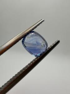 Zafiro Azul Natural 6.5X5.5x4MM 1.40CT Calibrado Corte Cojín Gema Suelta de Ceilán, Sri Lanka para Fabricación de Joyas - Product Image 3