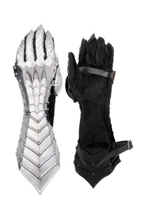 Artisan Crafted Plate <b>Gloves</b> with Decorative Metalwork for Interior Styling Display Areas Costume Functions & Collection Purpose - Product Image 1