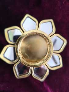 เชิงเทียนลายดอกบัวแบบกระจกสะท้อนแสงสำหรับตกแต่งเทศกาลดีวาลีปี 2026 ตกแต่งบันได ตกแต่งระเบียง ตกแต่งรังโกลี - Product Image 6