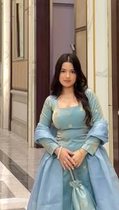 Ensemble Lehenga Choli Traditionnel 3 Pièces Exclusif pour Femme : Élégance Prête à Porter pour les Occasions Festives, Séchage Rapide - Product Image 4