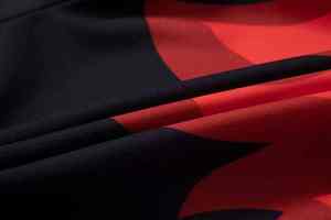 กางเกงขาสั้นผู้ชายลายพิมพ์ดิจิทัลสุดฮิตสำหรับฤดูร้อน สไตล์ลำลอง น้ำหนักเบา มีเชือกผูกเอว เหมาะสำหรับใส่เที่ยวเล่นกลางแจ้ง - Product Image 3