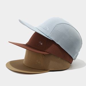 Popular Quick Dry Flat Brim Cap Customized 3D Embroidered Design Adjustable Trucker Dad Cap Unisex Waterproof Casual Streetwear - Product Image 4