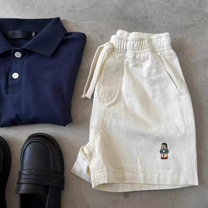 Shorts Bermuda noirs avec broderie d'ours, taille élastique décontractée, pantalon court pour enfants - Product Image 2