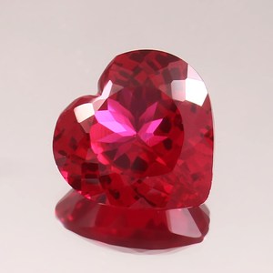 Rubis du Mozambique rouge sang impeccable, taille cœur, pierre précieuse naturelle certifiée, qualité supérieure, clarté élevée, qualité bijoux - Product Image 4