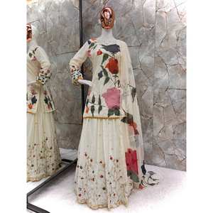 Vestido de Novia de Diseño hasta el Tobillo con Bordado de Lentejuelas en la Parte Superior e Inferior y Dupatta, con Detalle Sin Costuras - Product Image 3