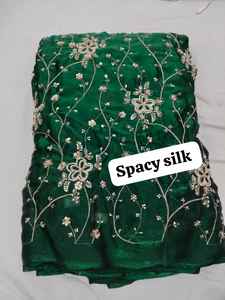 Tela para bordado espacial, puntadas en solitario, buscando belleza en los espacios transpirables, bordado espacial premium. - Product Image 3