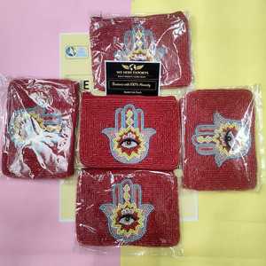 Porte-monnaie Hamsa perlé rouge fait main, élégant, avec motif œil protecteur, pochette zippée artisanale pour femmes, filles, cadeaux et usage quotidien - Product Image 5