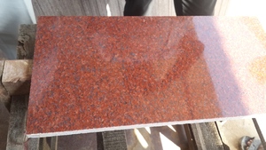 Granit Rouge Indien Moderne Poli Naturel Élégant Durable Écologique pour Sols et Entrées de Hall Premium - Product Image 3