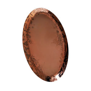 Bandeja Redonda de Cobre Puro Hecha a Mano con Diseño de Henna Grabado, Plato de Comida de Metal de Lujo con Motivo Floral, Tradicional Indio - Product Image 3