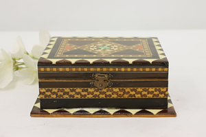 High Quality Bone Inlay Decorative Keepsake Chest Handmade Wooden Jewelry Organizer Customized Capacity Anniversary Festival - Product Image 2