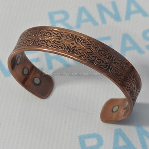 Brazalete Magnético de Cobre Grabado con Acabado Antiguo, Joyería Terapéutica para Calmar el Estrés, Relajación y Fuerza Espiritual - Product Image 6