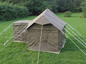 Carpa Tactic Square para 4 Estaciones con Baño Integrado, Lona Impermeable, 2 Puertas, 2 Ventanas, Tela Resistente de 650 GSM - Product Image 3