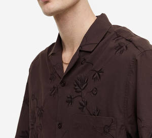 Camisa de Negocios de Manga Corta de Algodón de Nueva Tendencia, Cómoda, con Cuello Polo, Diseño con Bolsillo Frontal y Botones para Hombre - Product Image 3