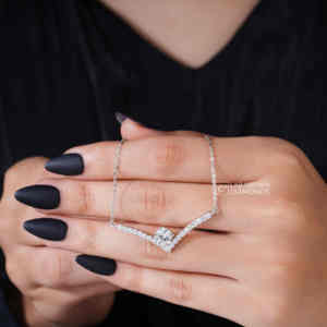 Exquisito Colgante de Diamante Cultivado en Laboratorio con Corte Brillante Redondo en Oro Blanco de 14K, Joyería Sintética de Lujo para Mujer, Color EF, 1.63g - Product Image 2