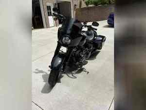 Motocyclettes Cruiser Road King Special d'occasion 2021 à vendre – Puissance et couple longue portée, style classique - Product Image 3