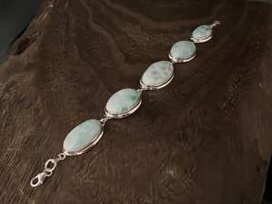 Pulsera de Larimar en Plata de Ley 925, Hecha a Mano con Piedras Preciosas, Cierre de Langosta, Elegante Regalo de Joyería para Mujer - Product Image 4