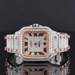 Reloj de Lujo Retro con Esfera Cuadrada de Dos Tonos, Completamente Adornado con Diamantes Moissanite, Cuarzo, Números Romanos y Caja de Acero Inoxidable - Product Image 3