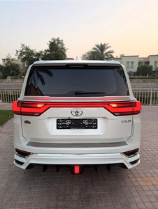 NUEVO Toyota Land Cruiser LC300 SUV 2025, 4.0L Gasolina Turbo Diésel V6 Automático - Product Image 3