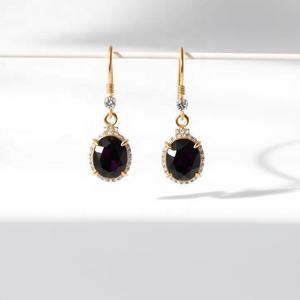 เครื่องประดับวินเทจสีดำต่างหูชุบทอง18K ทรงเรขาคณิตผิดปกติต่างหูเงินสเตอร์ลิง925อินเทรนด์ - Product Image 2