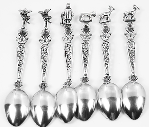 Juego de 6 Cucharas Vintage de Acero Inoxidable con Acabado Espejo, Diseño Barroco Real Europeo de Lujo - Product Image 2