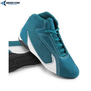 Chaussures de karting imperméables, respirantes, antidérapantes et légères avec fermeture à lacets, modèle mi-mollet/bottine, motif uni - Product Image 2