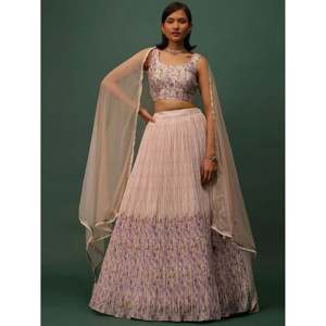 Conjunto de Lehenga Choli de Georgette para Boda con Precioso Estampado Floral Color Durazno y Dupatta - Product Image 1