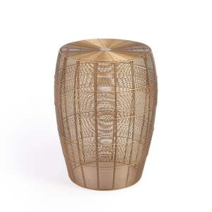 Conjunto de mesas auxiliares metálicas contemporáneas para ahorrar espacio en la sala de estar y una disposición moderna de muebles decorativos. - Product Image 3