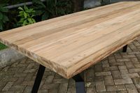 Table à manger rectangulaire en teck recyclé avec plateau en bois et pieds en aluminium, design moderne et minimaliste, finition bien poncée, pour l'extérieur et les hôtels