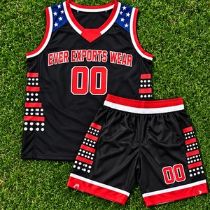 Ensemble d'uniformes de basketball personnalisés, design étoile sur l'épaule, maillot sans manches et short rayé avec noms et numéros d'équipe - Product Image 4