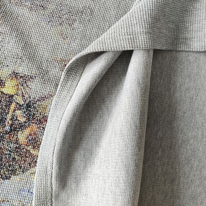 เสื้อเจอร์ซีย์คุณภาพสูง เนื้อผ้าหนา พิมพ์ลายดิจิทัล ทรงปกติสำหรับผู้ชาย คอกลม แห้งเร็ว สไตล์ฮิปฮอป มีลวดลาย - Product Image 2