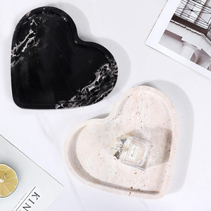 Plateau décoratif en marbre en forme de cœur, 2 pièces, logo personnalisé, différentes couleurs de marbre, accessoires de rangement cosmétique - Product Image 1