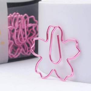 คลิปหนีบกระดาษรูปซากุระสีชมพู – ที่คั่นหนังสือโลหะลายดอกไม้สำหรับใช้ในสำนักงานและโรงเรียน - Product Image 3