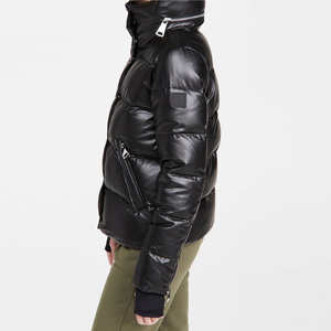 Blouson matelassé universitaire personnalisé pour femme, en nylon brillant respirant, imprimé, coupe-vent, avec fermeture éclair et logo, haute qualité, pour l'extérieur en hiver - Product Image 6