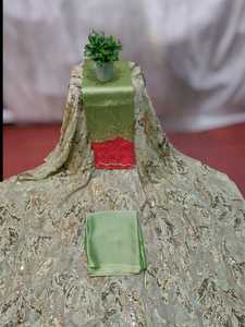 ชุดเดรสแฟชั่นโซมาเลียล่าสุด ลายดอกไม้ประดับลูกปัด ผ้าชีฟองเนื้อสลับ ผ้าแจ็คการ์ด ฟรานซาวี ดีรัก เหมาะสำหรับงานปาร์ตี้ - Product Image 5