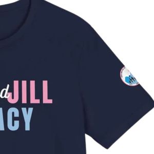 เสื้อยืดพรีเมียม Unisex Legacy ปักโลโก้ตามสั่ง แขนสั้น คอกลม แฟชั่นลำลอง สำหรับผู้ใหญ่และวัยรุ่น ขายส่ง - Product Image 4