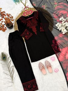 Salwar Kameez noir pour filles pakistanaises, tenue de fête pour l'Aïd, mariage, brodée, 3 pièces, costume moderne de créateur avec dupatta fleuri - Product Image 4